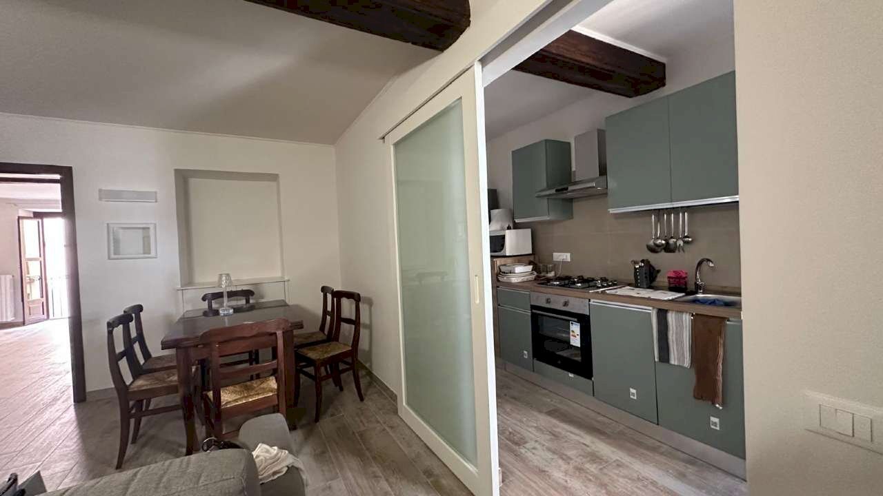 1 - Three-room apartment via Barbaroux, 10, Torino (neighborhood Centro) - photo 1