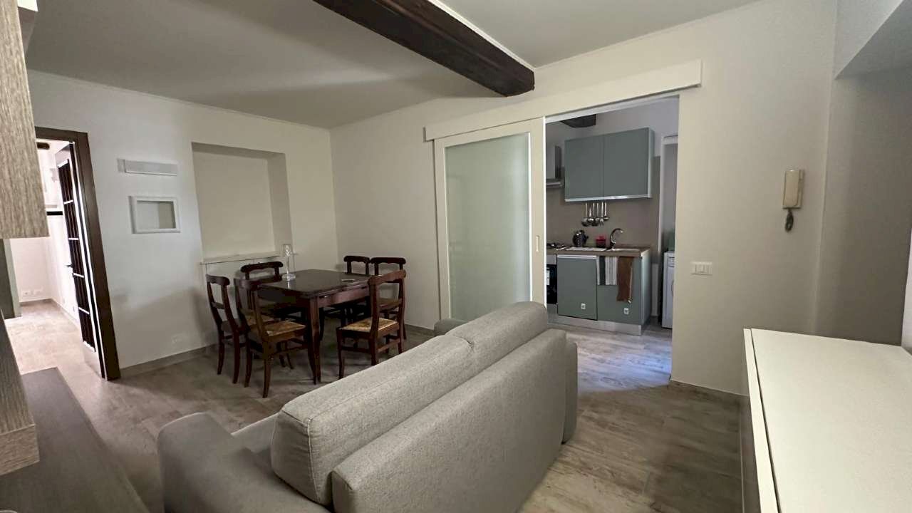 2 - Three-room apartment via Barbaroux, 10, Torino (neighborhood Centro) - photo 3
