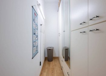 Cabina armadio - Three-room apartment via Borgoratti, 24, Genova (neighborhood Borgoratti) - photo 20