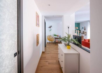 Corridoio - Three-room apartment via Borgoratti, 24, Genova (neighborhood Borgoratti) - photo 27
