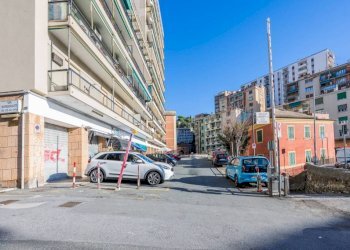 Posto macchina - Three-room apartment via Borgoratti, 24, Genova (neighborhood Borgoratti) - photo 42
