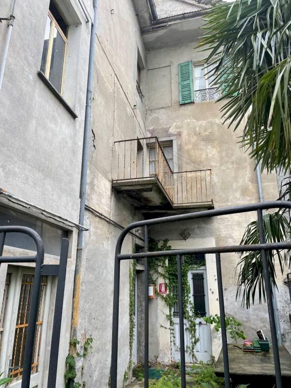 Facciata - Appartamento via Madonna di Re, Domodossola - foto 2