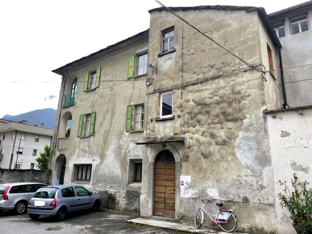 Facciata - Appartamento via Madonna di Re, Domodossola - foto 3