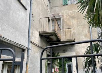 Facciata - Appartamento via Madonna di Re, Domodossola - foto 2
