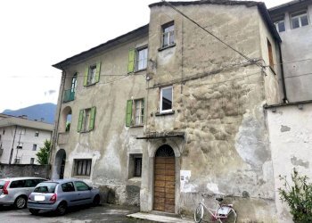 Facciata - Appartamento via Madonna di Re, Domodossola - foto 3