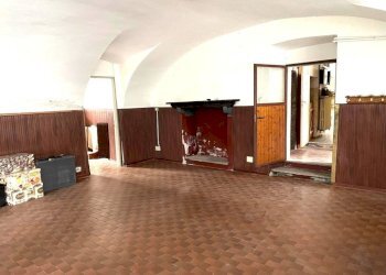 Interno non residenziale - Appartamento via Madonna di Re, Domodossola - foto 10