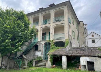 Facciata - Appartamento via Madonna di Re, Domodossola - foto 1