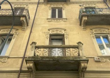Facciata - Ufficio via Vincenzo Vela, 47, Torino (zona Crocetta) - foto 2