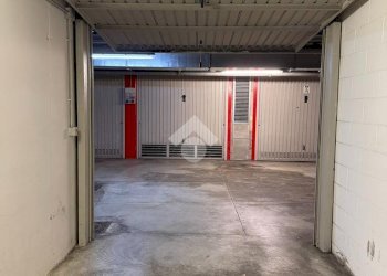 Box Via Federico Ozanam, Milano - foto 5