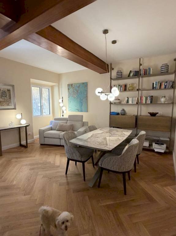 Salone - Two-room apartment via delle Colonnelle, Roma (neighborhood Centro Storico) - photo 2