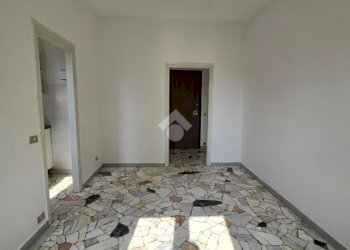 Two-room apartment Milano via privata Ludovico Cavaleri, Milano (neighborhood Bande Nere) - photo 4