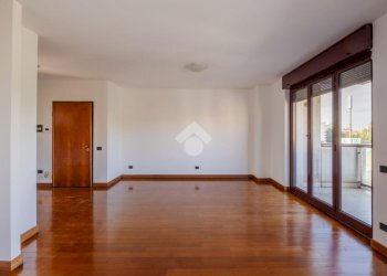 Three-room apartment Via Cufra, Milano - photo 8