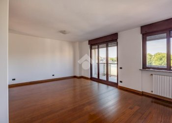 Three-room apartment Via Cufra, Milano - photo 12