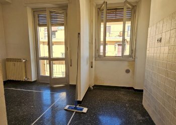 Quadrilocale VIA BORDIGHERA 63, Genova (zona Prà) - foto 2