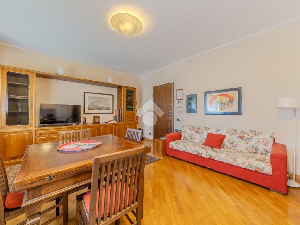 Two-room apartment Piazza dei Daini, Milano (neighborhood Bicocca) - photo 2