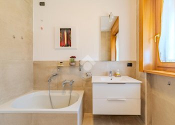 Two-room apartment Piazza dei Daini, Milano (neighborhood Bicocca) - photo 13
