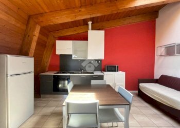 Two-room apartment Via Garigliano, Milano (neighborhood Isola) - photo 1
