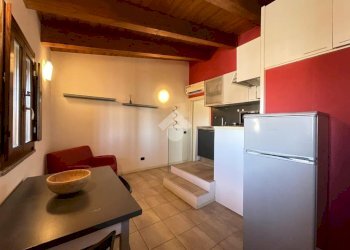 Two-room apartment Via Garigliano, Milano (neighborhood Isola) - photo 1