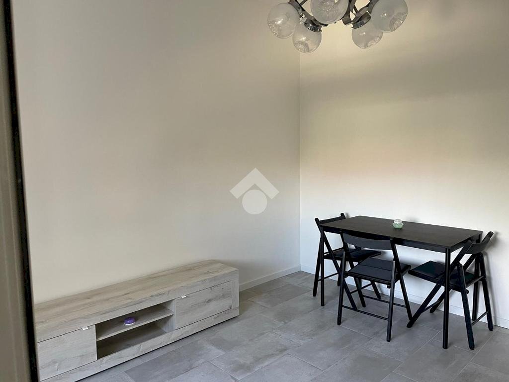 Two-room apartment Via Lodovico Il Moro, Milano (neighborhood Ronchetto Sul Naviglio) - photo 3