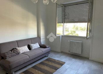 Two-room apartment Via Lodovico Il Moro, Milano (neighborhood Ronchetto Sul Naviglio) - photo 4