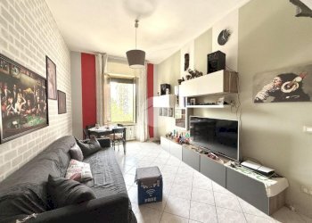 Three-room apartment Piazza Tirana, Milano (neighborhood Giambellino) - photo 2
