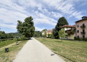 Three-room apartment Viale Suor Giovanna Francesca Michelotti, Torino (neighborhood Borgo Po) - photo 3