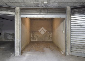 Three-room apartment Viale Suor Giovanna Francesca Michelotti, Torino (neighborhood Borgo Po) - photo 18