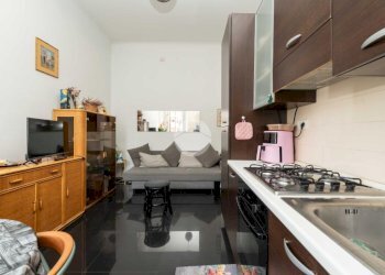 Two-room apartment Via Tagliamento, Milano (neighborhood Ticinese) - photo 8