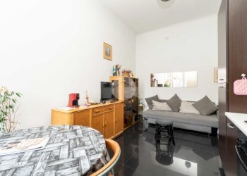Two-room apartment Via Tagliamento, Milano (neighborhood Ticinese) - photo 12