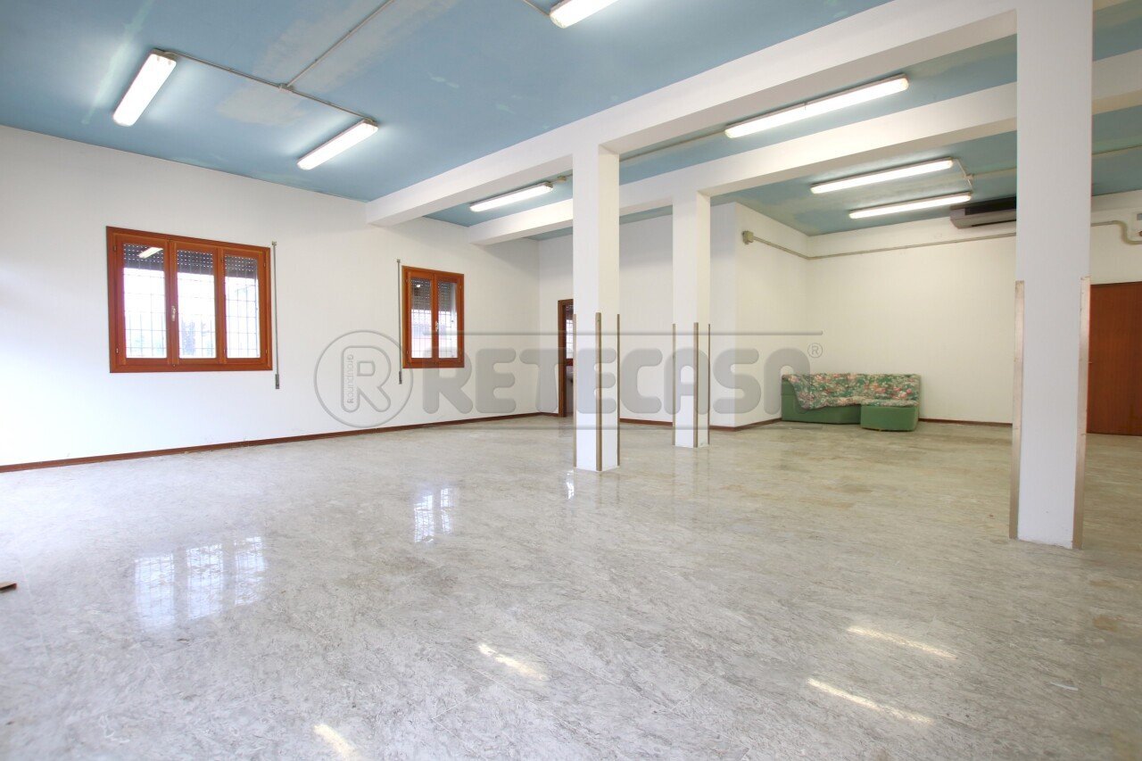 IMG_6610.JPG - Laboratory Via Chiesa, Nanto - photo 1