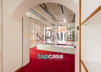 foto08 - Commercial Premises Via Camillo Benso Conte di Cavour 3, Busto Arsizio - photo 12