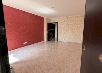 Salone ingresso 2 - Quadrilocale Via Quattro Altarelli 20, Mascalucia - foto 4