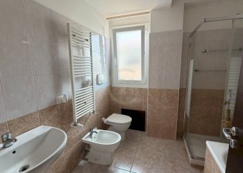 Bagno 1 - Quadrilocale Via Quattro Altarelli 20, Mascalucia - foto 10