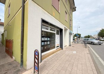 NEGOZIO PIANO TERRA TORRI DI Q.LO (3) - Locale Commerciale Via Roma 108, Torri di Quartesolo - foto 10