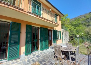 5 - Portion of a house Recco - photo 2