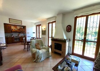 11 - Portion of a house Recco - photo 8
