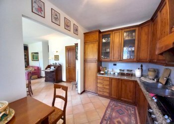 16 - Portion of a house Recco - photo 13