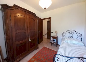22 - Portion of a house Recco - photo 19