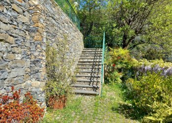 3 - Portion of a house Recco - photo 27