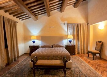 MASTERBED1.jpg - Casale Allerona - photo 23