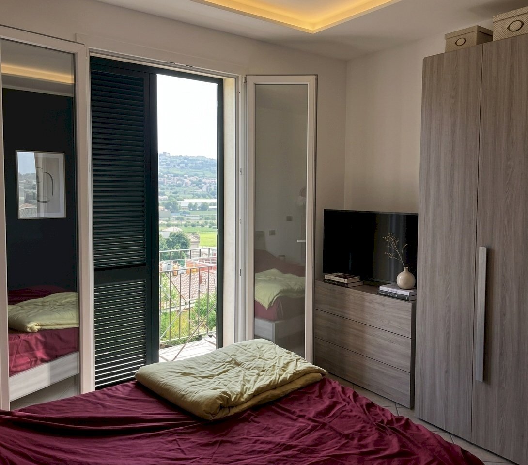 5 - Three-room apartment at auction Via Diano San Pietro snc, Diano Castello - photo 2