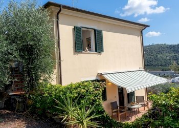 7 - Three-room apartment at auction Via Diano San Pietro snc, Diano Castello - photo 4