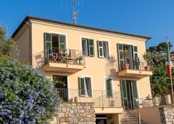 2 - Three-room apartment at auction Via Diano San Pietro snc, Diano Castello - photo 5
