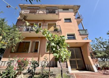 IMG_6924 - Three-room apartment Via Paolo Borsellino 9, Diano Castello - photo 1
