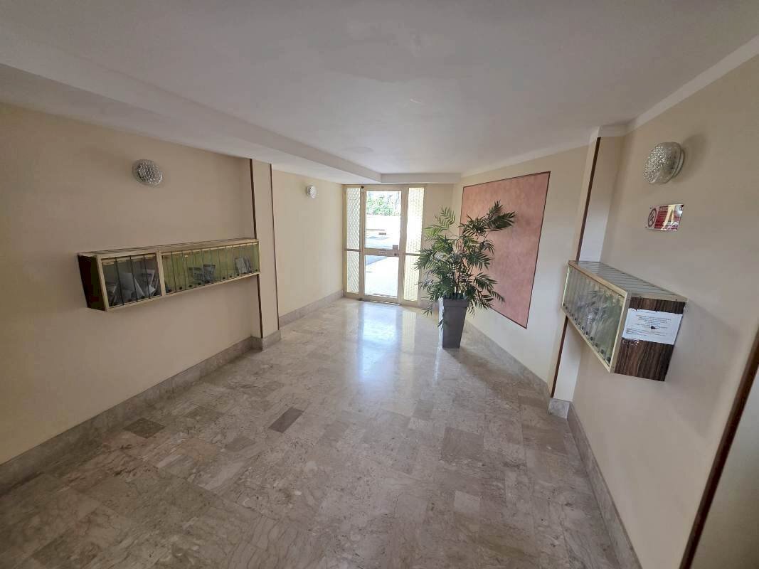 02-androne scale - Two-room apartment Loano - photo 3