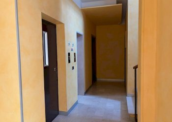 ANDRONE CONDOMINIALE - Appartamento Viale Olimpia, Reggio nell'Emilia - foto 4