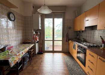 CUCINA - Appartamento Viale Olimpia, Reggio nell'Emilia - foto 9