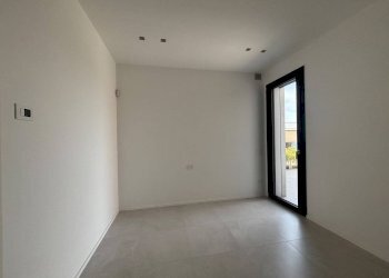 Camera - Quadrilocale Via Alessandro Volta 8, Villa Guardia - foto 19