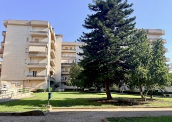 1b6b82bd-652e-47c9-aa78-ae49be590b84 - Appartamento Viale Scala Greca, Siracusa - foto 1