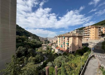 Three-room apartment Via Cadighiara, Genova (neighborhood Borgoratti) - photo 1